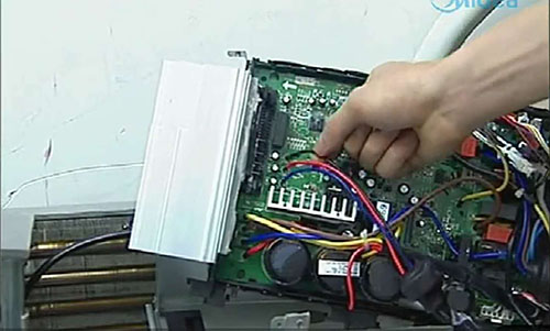 酒泉美的空调电话是多少